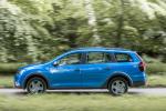 Dacia Logan MCV Stepway 2017 года (UK)
